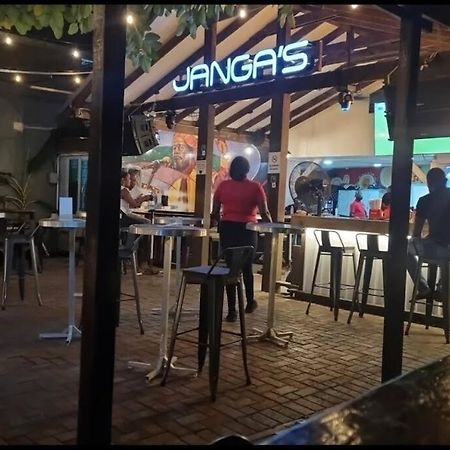 New Kingston Retreatアパートメント エクステリア 写真